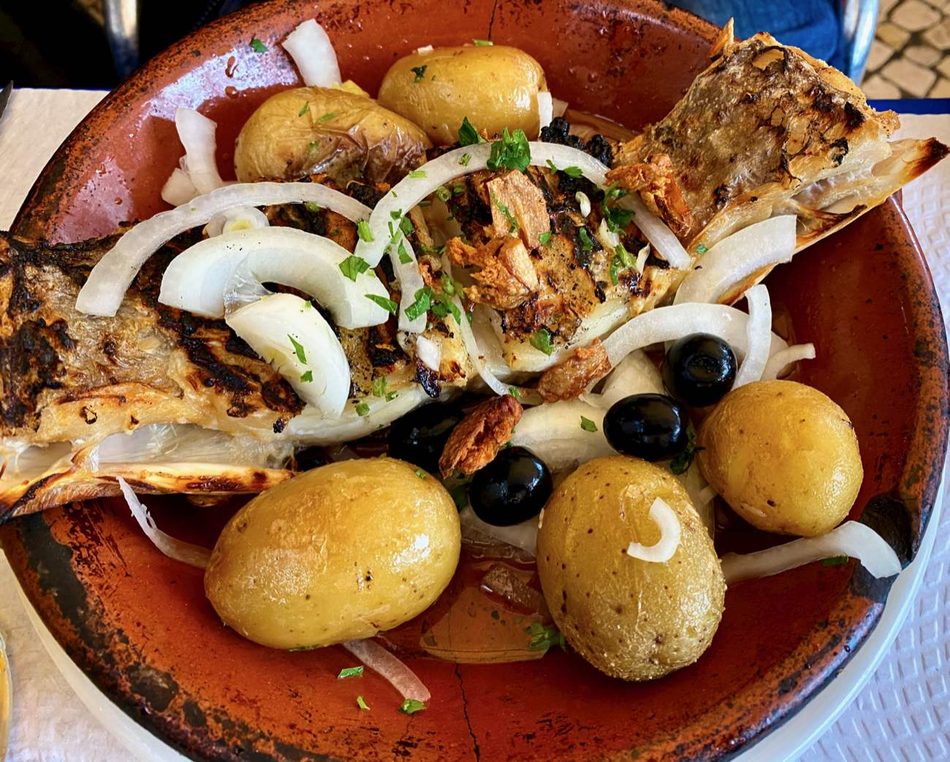 Bacalhau grelhado à lagareiro